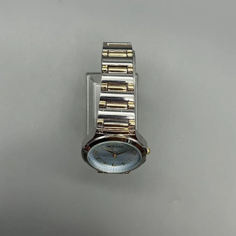 Anne Klein see photos
